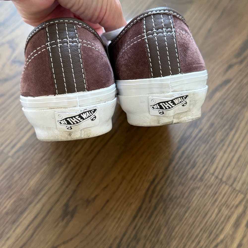 Brown suede Vans sz 9 - Picture 2 of 4